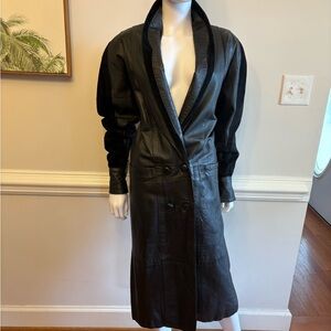Sophisticated Black Trench Coat for Women
